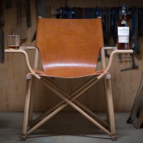 https___hypebeast.com_image_2014_10_gareth-neal-develops-the-perfect-chair-to-enjoy-a-whiskey-0